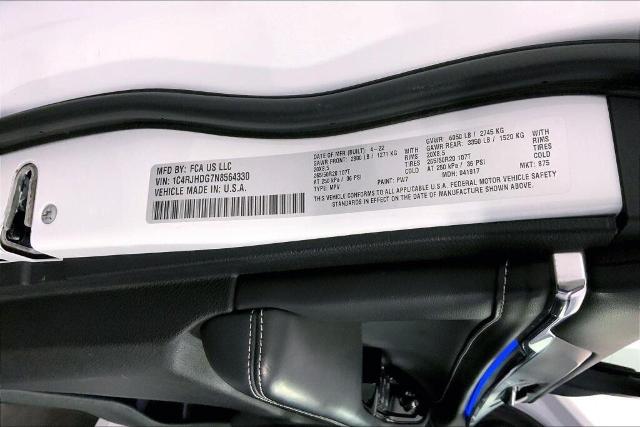 2022 Jeep Grand Cherokee Vehicle Photo in Kansas City, MO 64114