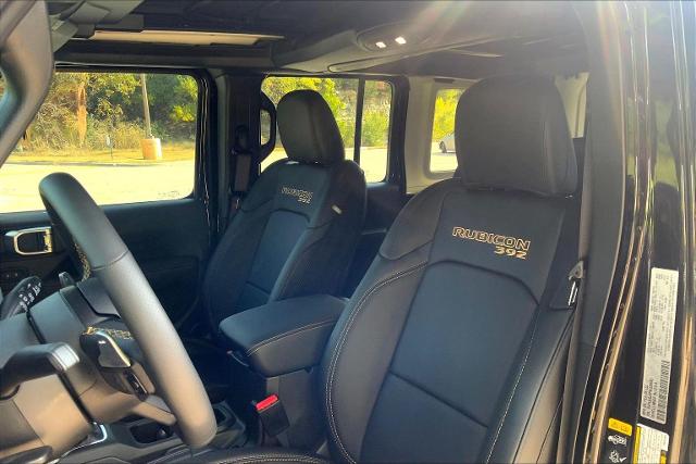 2024 Jeep Wrangler Vehicle Photo in KANSAS CITY, MO 64114-4545