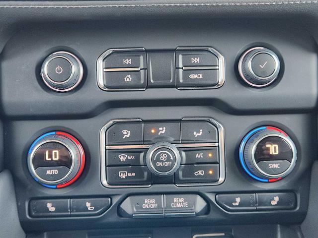 2023 Chevrolet Tahoe Vehicle Photo in DENTON, TX 76210-9321