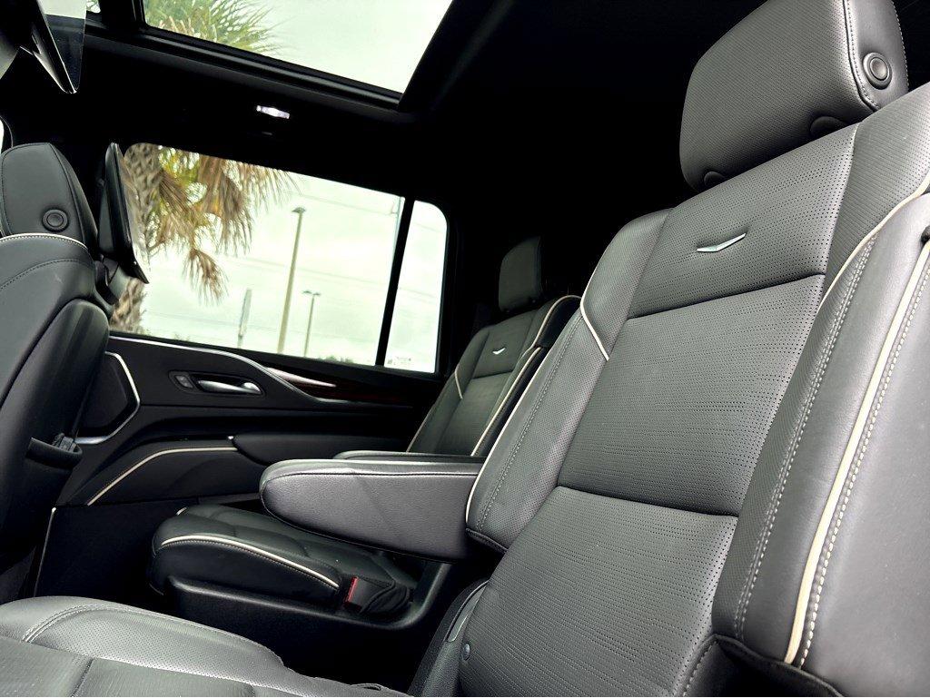 2023 Cadillac Escalade ESV Vehicle Photo in SAVANNAH, GA 31406-4513