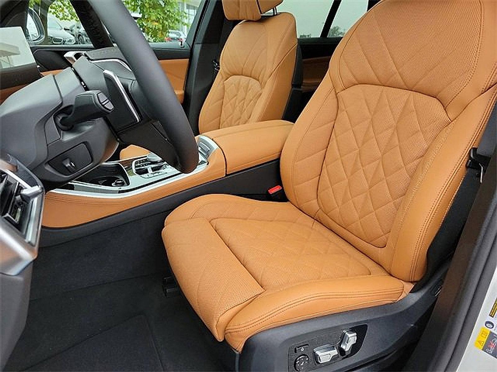 2025 BMW X5 xDrive50e Vehicle Photo in Lancaster, PA 17601