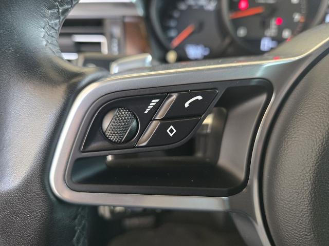 2020 Porsche Macan Vehicle Photo in Weatherford, TX 76087