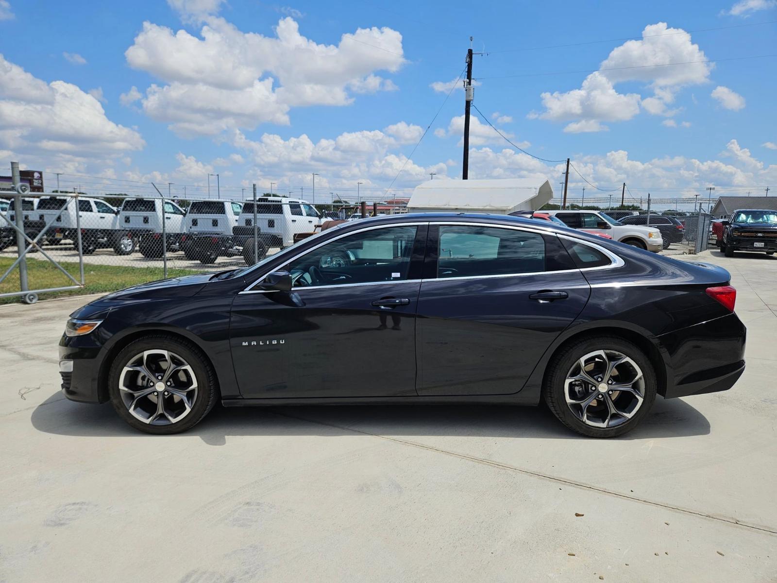 2023 Chevrolet Malibu Vehicle Photo in Seguin, TX 78155