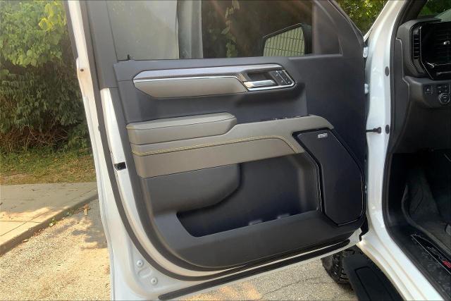2024 Chevrolet Silverado 1500 Vehicle Photo in KANSAS CITY, MO 64114-4545