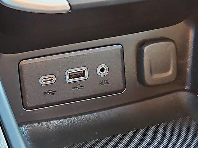 2023 GMC Terrain Vehicle Photo in TREVOSE, PA 19053-4984