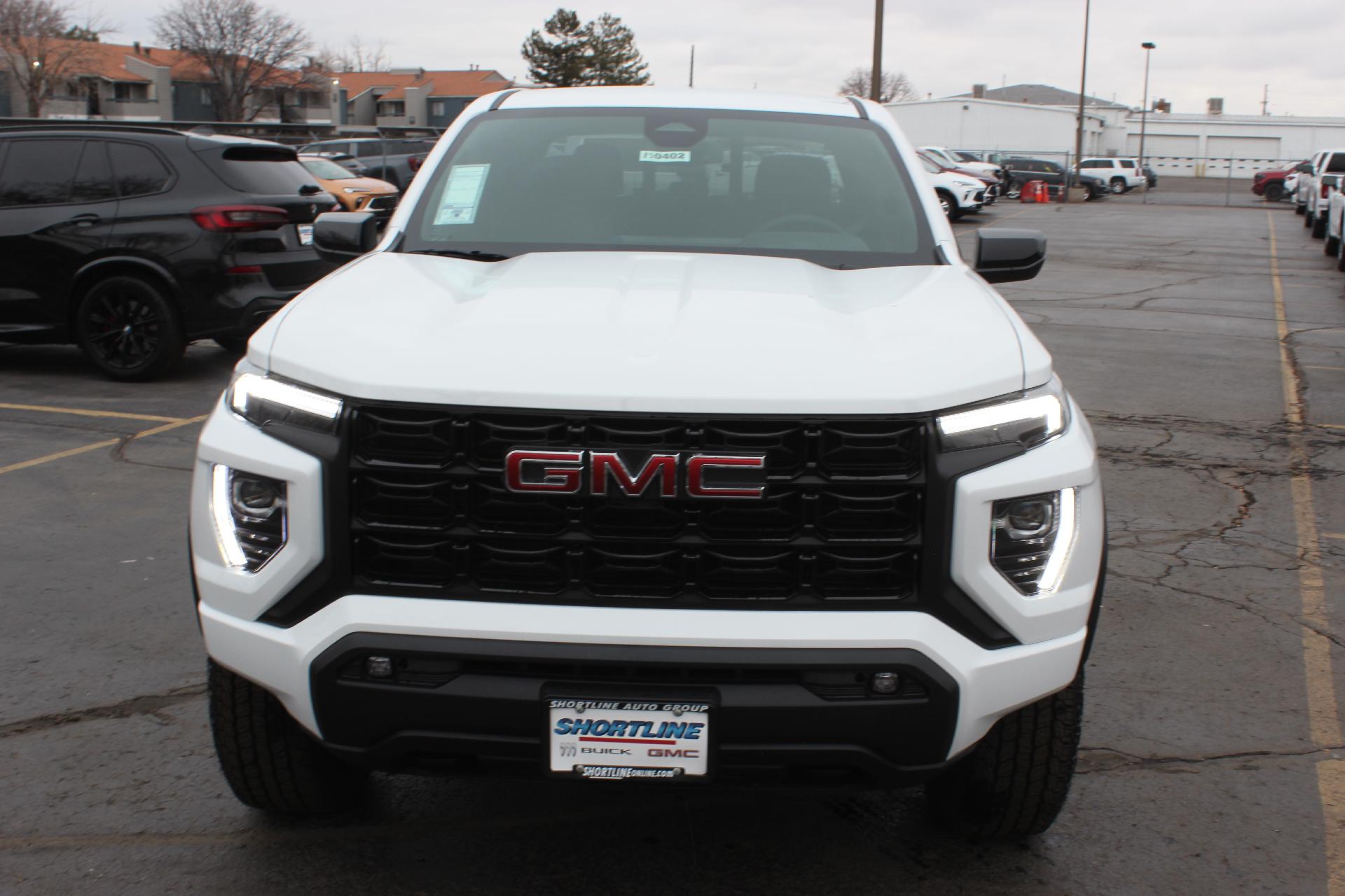 2025 GMC Canyon Vehicle Photo in AURORA, CO 80012-4011