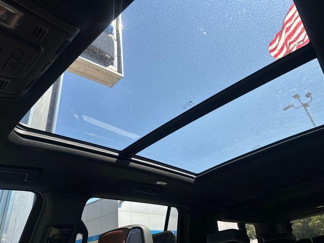 2023 GMC Yukon XL Vehicle Photo in Pleasant Hills, PA 15236