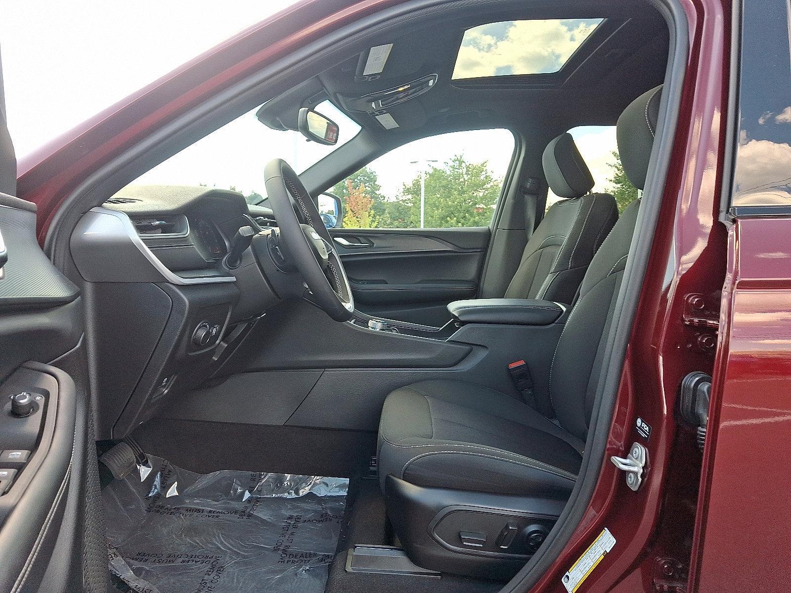 2024 Jeep Grand Cherokee Vehicle Photo in Harrisburg, PA 17111