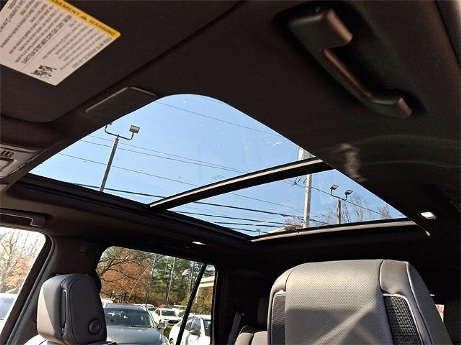 2023 Cadillac Escalade Vehicle Photo in Willow Grove, PA 19090