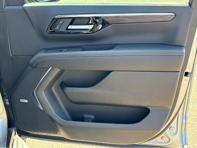 2025 Chevrolet Tahoe Vehicle Photo in BEAUFORT, SC 29906-4218
