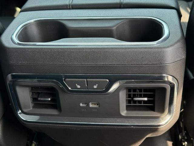 2024 GMC Sierra 1500 Vehicle Photo in COLUMBIA, MO 65203-3903