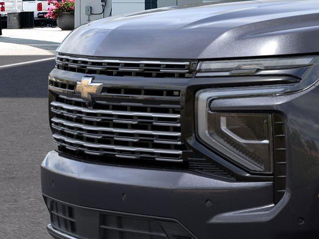 2025 Chevrolet Suburban Vehicle Photo in SELMA, TX 78154-1460