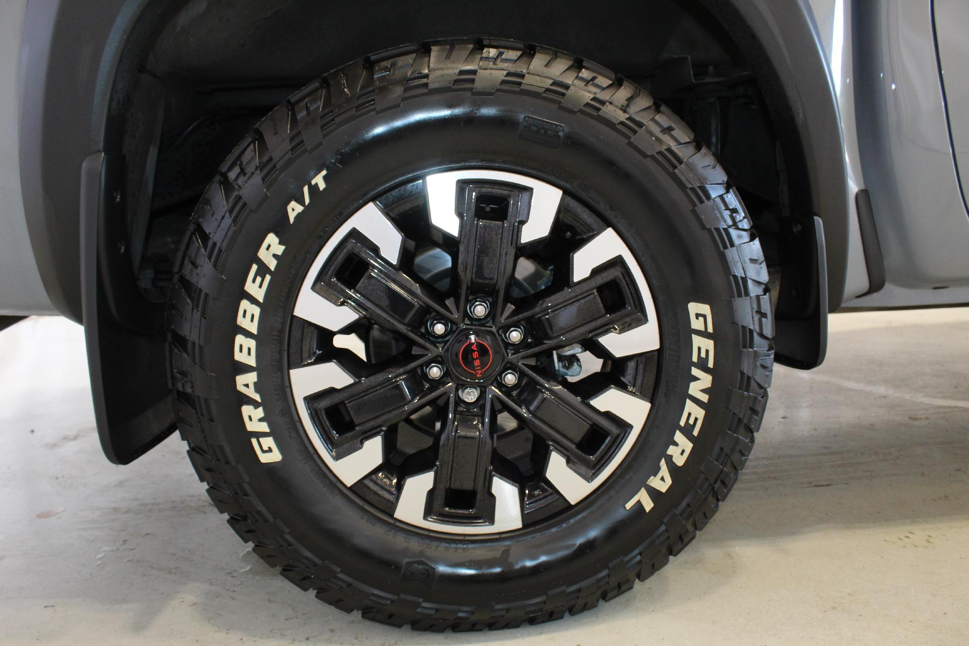 2024 Nissan Frontier Vehicle Photo in NORTHAMPTON, MA 01060-1120