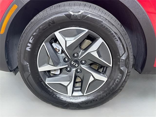 2021 Kia Sorento Hybrid Vehicle Photo in Everett, WA 98204