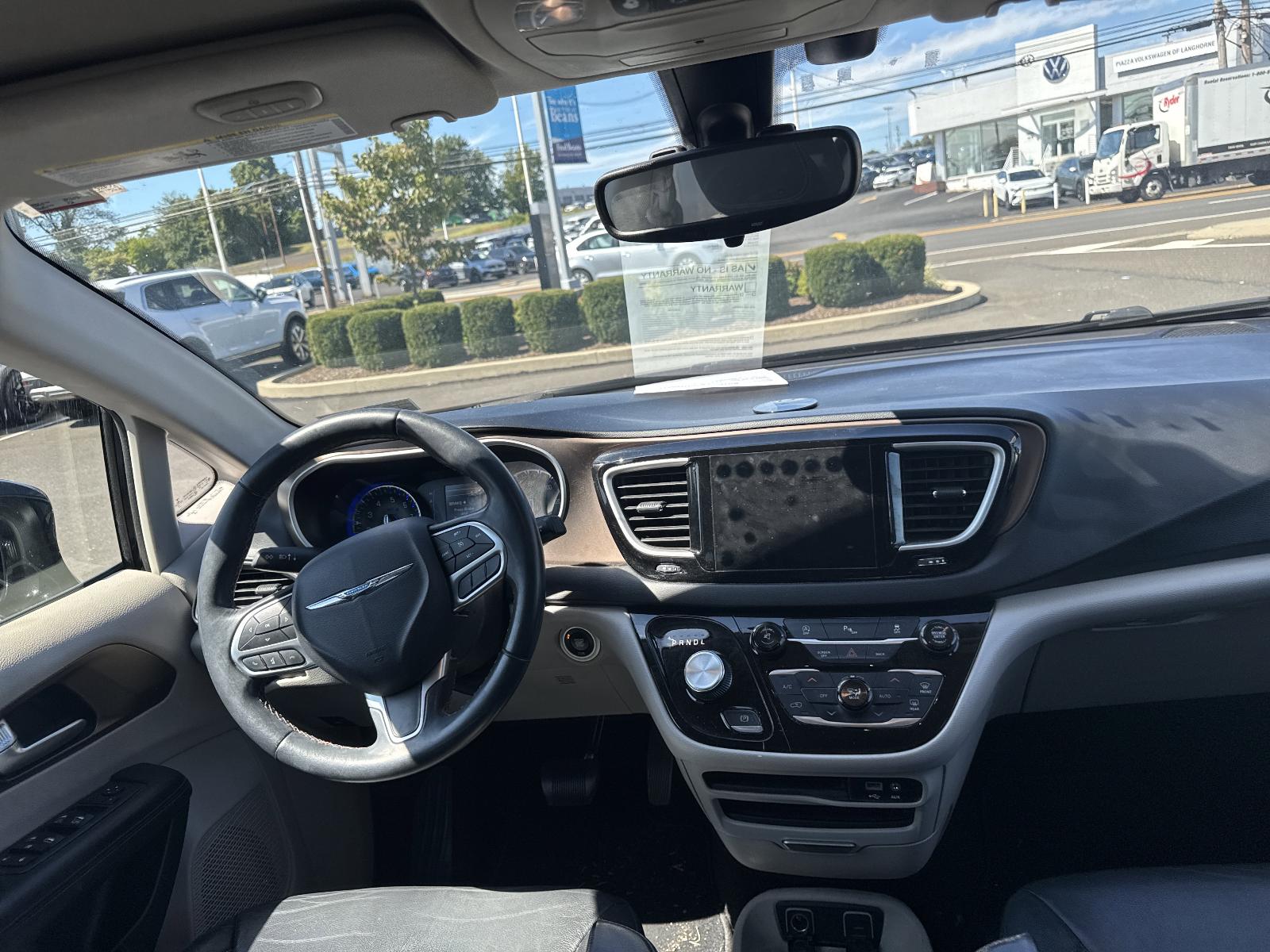 2017 Chrysler Pacifica Vehicle Photo in Langhorne, PA 19047