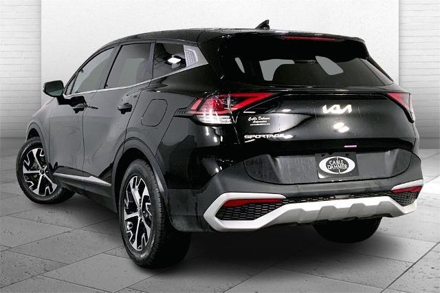 2024 Kia Sportage Vehicle Photo in Lees Summit, MO 64086