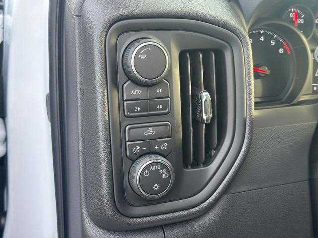 2026 Chevrolet Silverado 1500 Vehicle Photo in COLUMBIA, MO 65203-3903