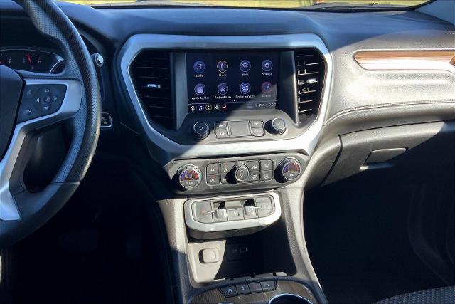 2023 GMC Acadia Vehicle Photo in TOPEKA, KS 66609-0000