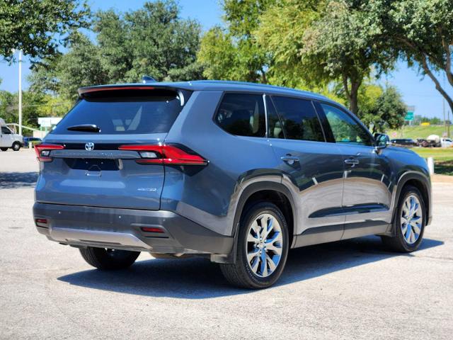 2024 Toyota Grand Highlander Vehicle Photo in DENTON, TX 76210-9321