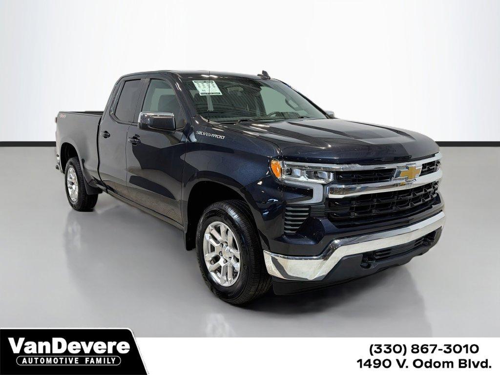 2023 Chevrolet Silverado 1500 Vehicle Photo in AKRON, OH 44320-4088