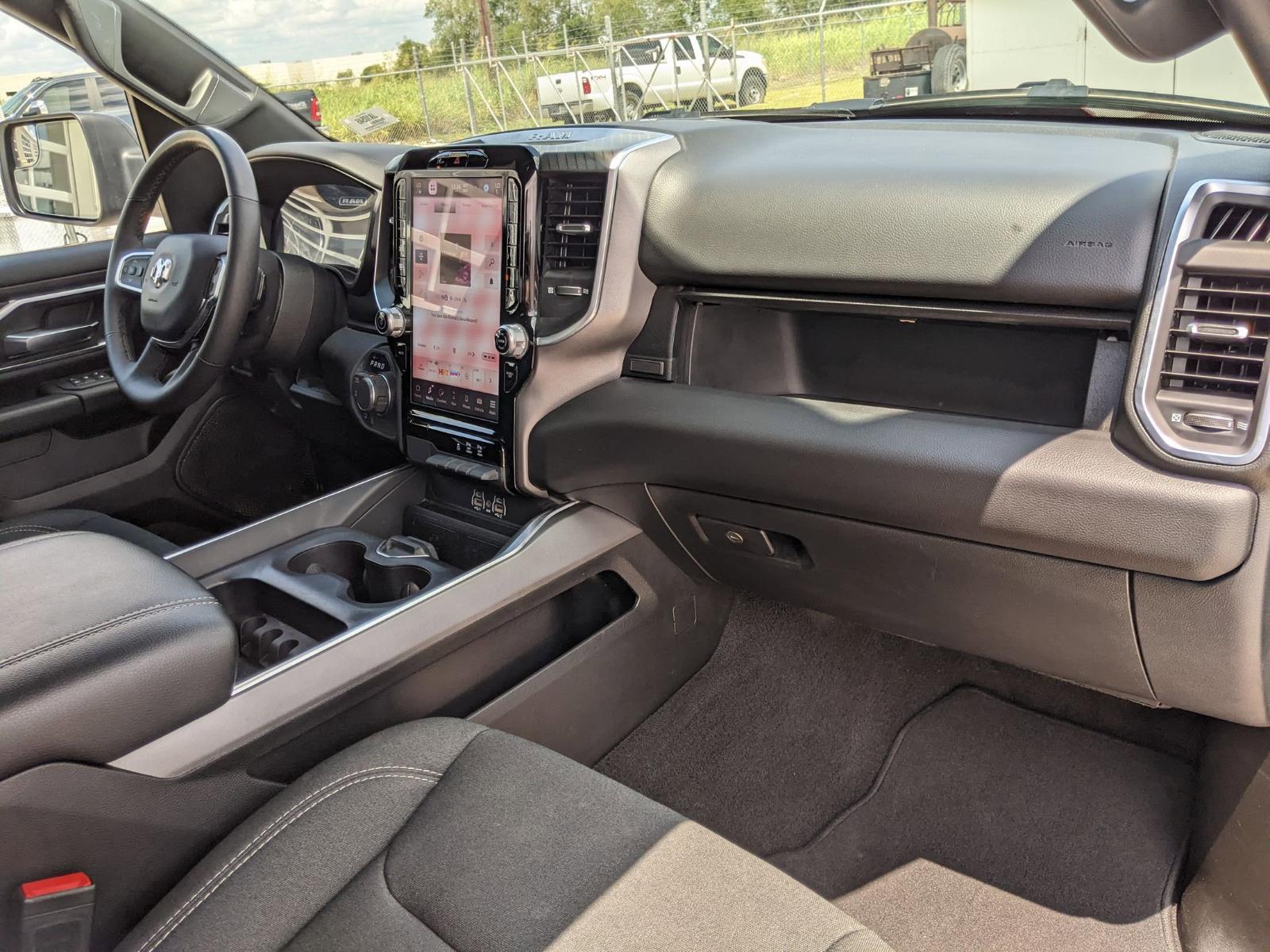 2025 Ram 1500 Vehicle Photo in Seguin, TX 78155