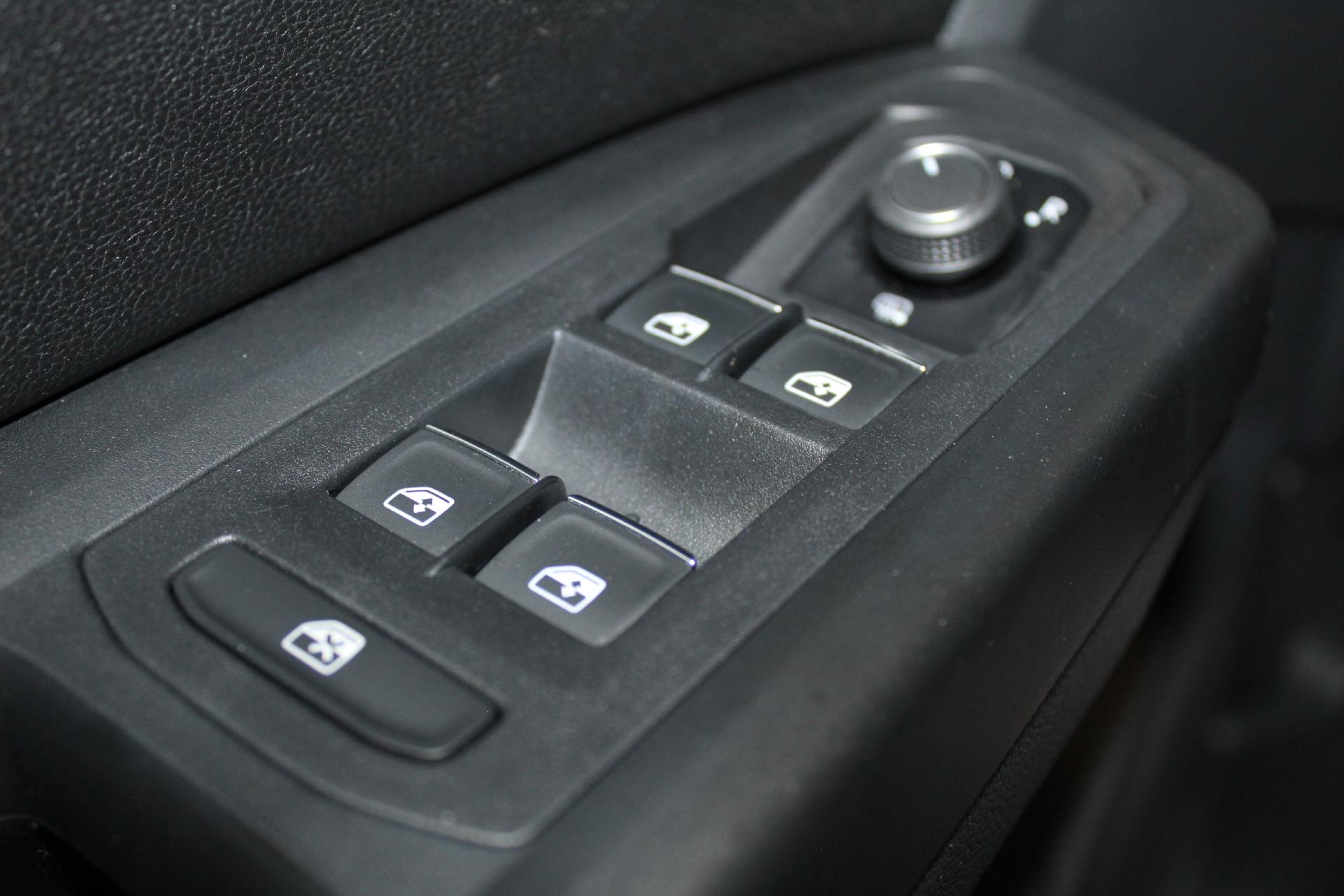 2018 Volkswagen Atlas Vehicle Photo in NORTHAMPTON, MA 01060-1120