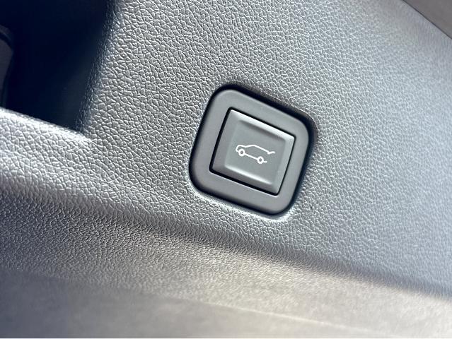 2025 Chevrolet Traverse Vehicle Photo in BEAUFORT, SC 29906-4218