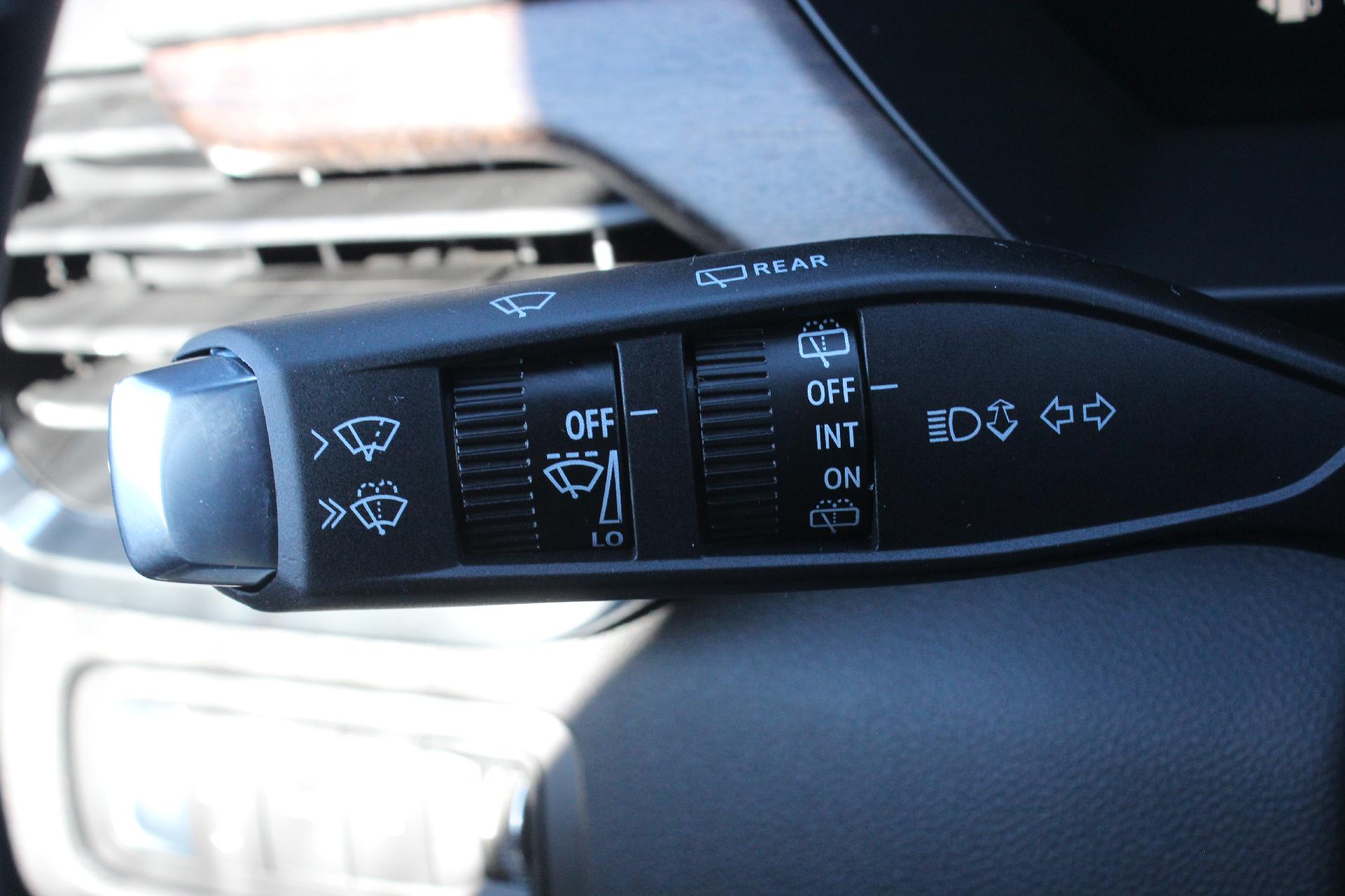 2026 GMC Acadia Vehicle Photo in AURORA, CO 80012-4011