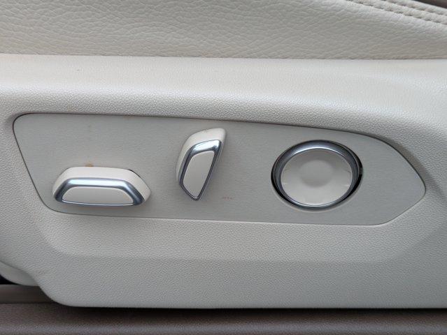 2024 GMC Yukon Vehicle Photo in BRUNSWICK, GA 31525-1881