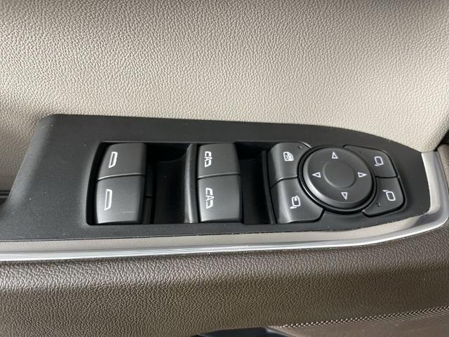 2024 GMC Sierra 1500 Vehicle Photo in GILBERT, AZ 85297-0402
