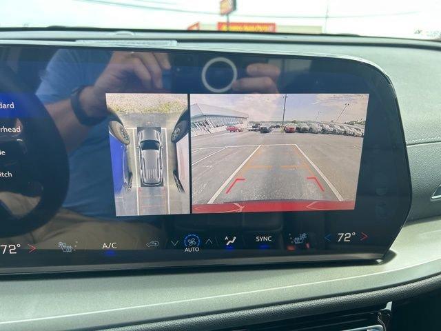 2025 Chevrolet Traverse Vehicle Photo in SAINT CLAIRSVILLE, OH 43950-8512