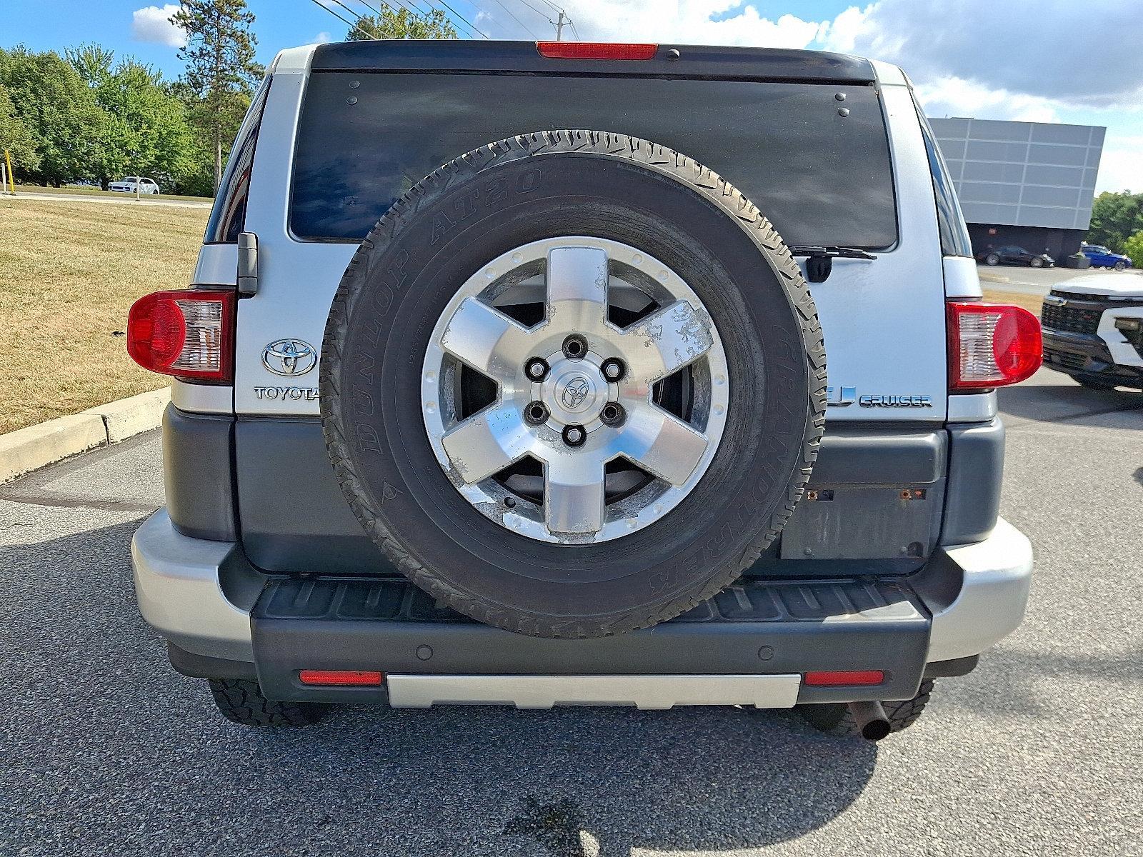 2007 Toyota FJ Cruiser Vehicle Photo in Mechanicsburg, PA 17050-2306