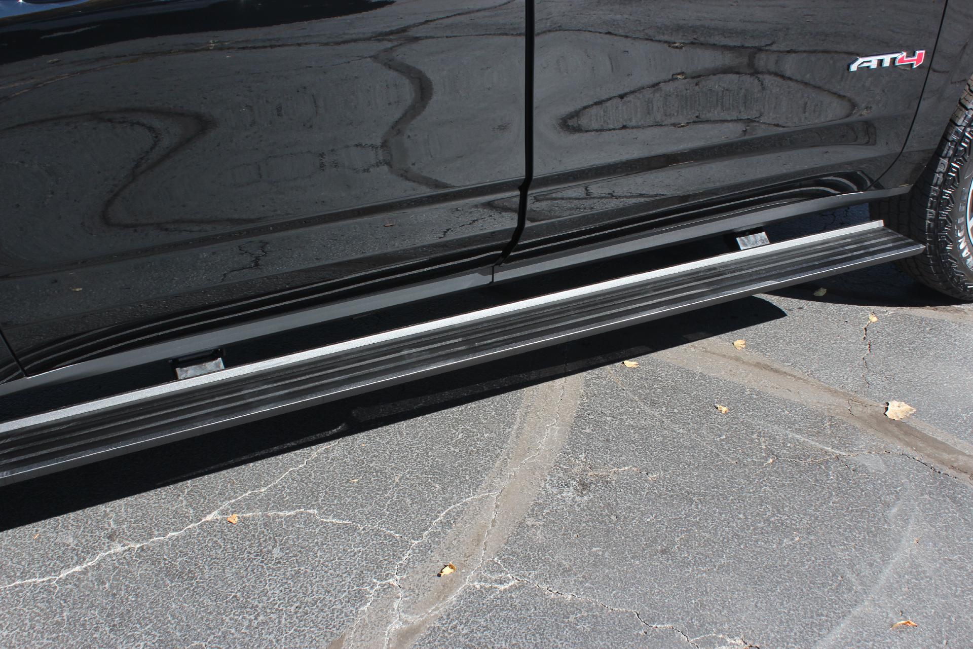 2026 GMC Yukon XL Vehicle Photo in AURORA, CO 80012-4011