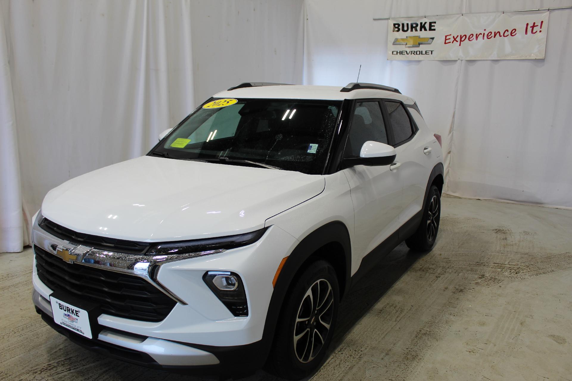 2025 Chevrolet Trailblazer Vehicle Photo in NORTHAMPTON, MA 01060-1120