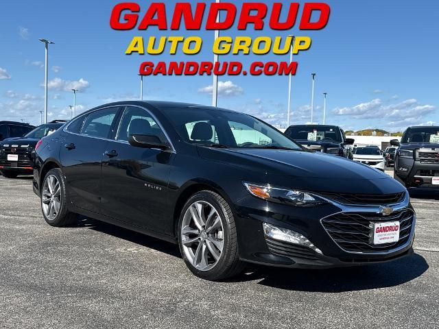 2025 Chevrolet Malibu Vehicle Photo in GREEN BAY, WI 54302-3701