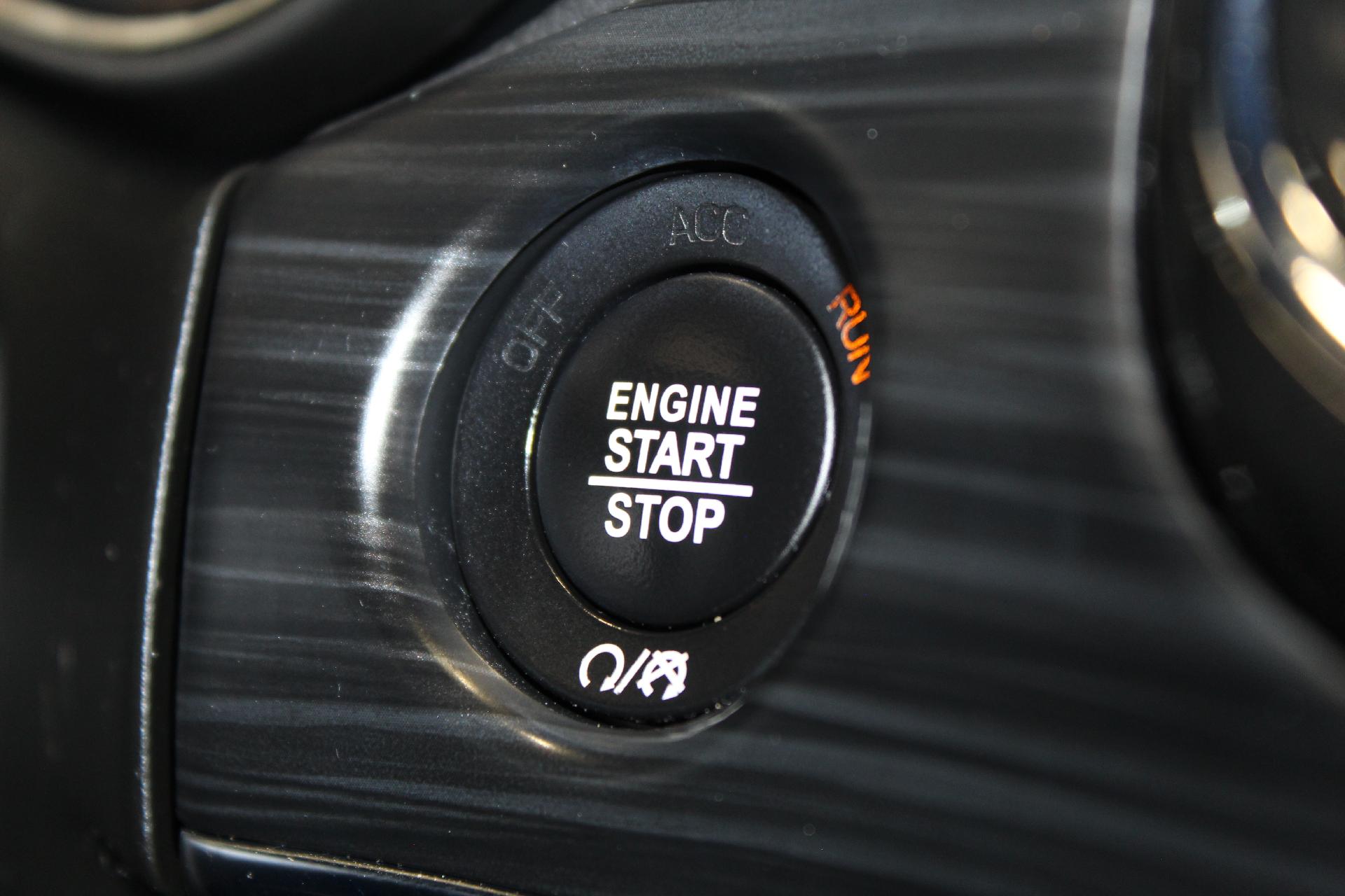 2021 Jeep Grand Cherokee Vehicle Photo in NORTHAMPTON, MA 01060-1120