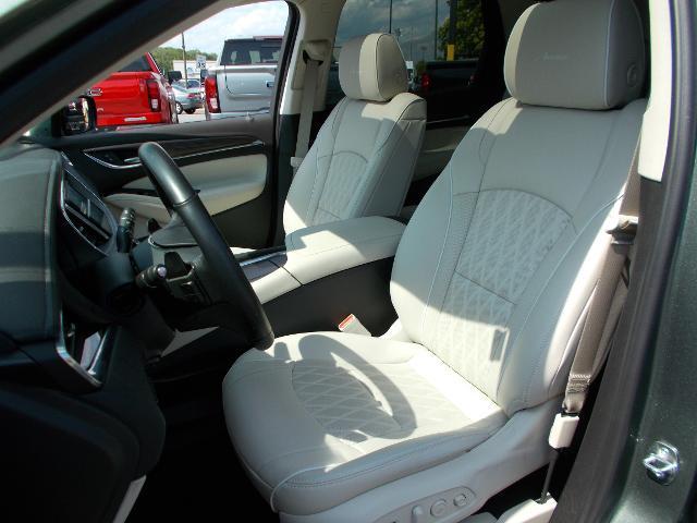 2022 Buick Enclave Vehicle Photo in LOWELL, MA 01852-4336