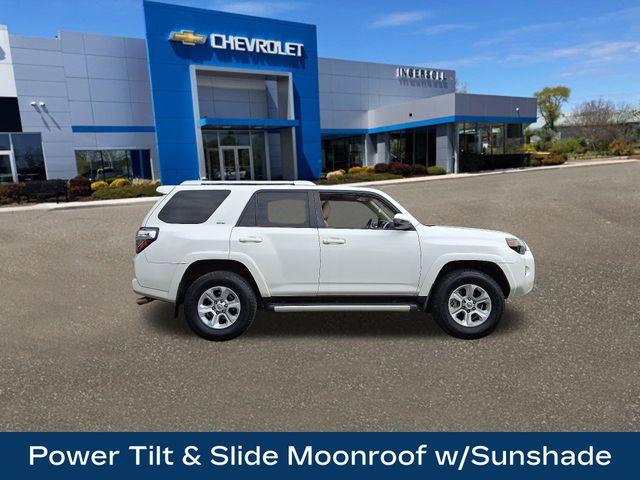 2016 Toyota 4Runner Vehicle Photo in DANBURY, CT 06810-5034