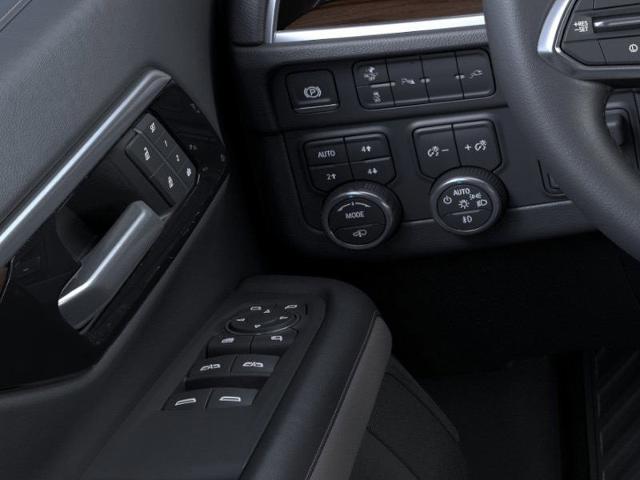 2026 Chevrolet Suburban Vehicle Photo in EVERETT, WA 98203-5662