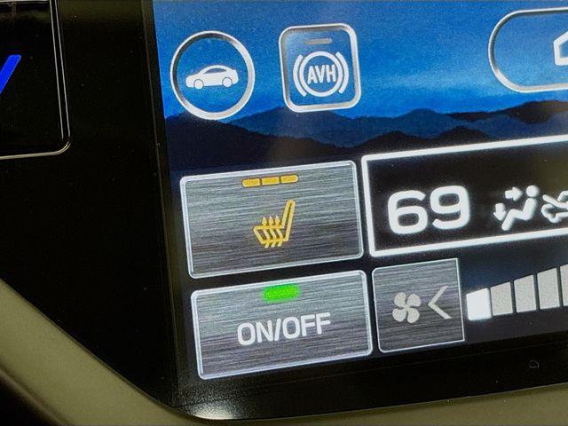 2024 Subaru Ascent Vehicle Photo in Puyallup, WA 98371