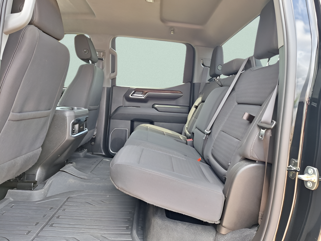 2023 GMC Sierra 1500 Elevation - 9