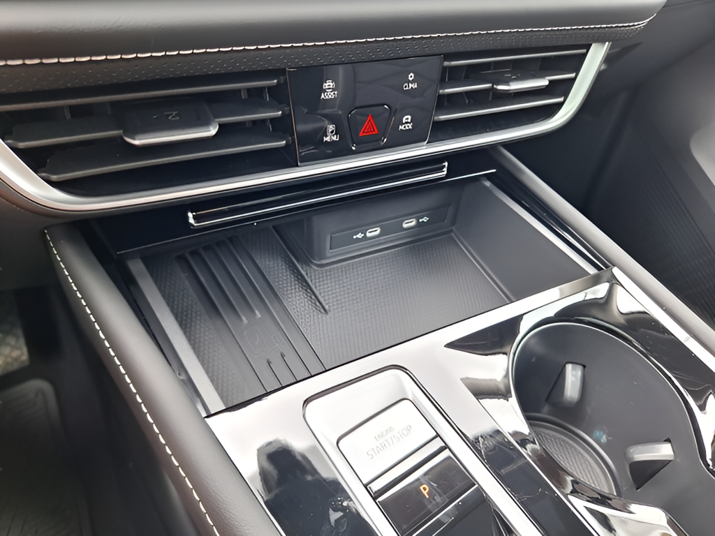 2026 Volkswagen Atlas photo 23 of 36