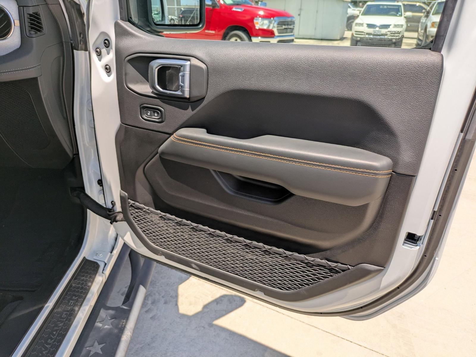 2024 Jeep Wrangler Vehicle Photo in Seguin, TX 78155