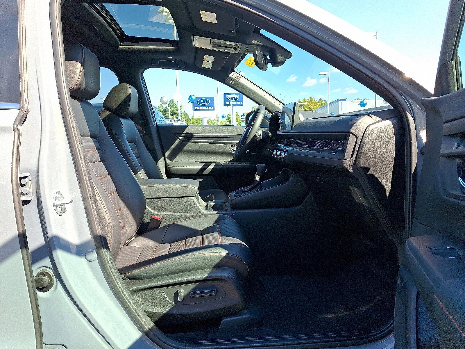 2025 Honda CR-V Hybrid Vehicle Photo in Harrisburg, PA 17111