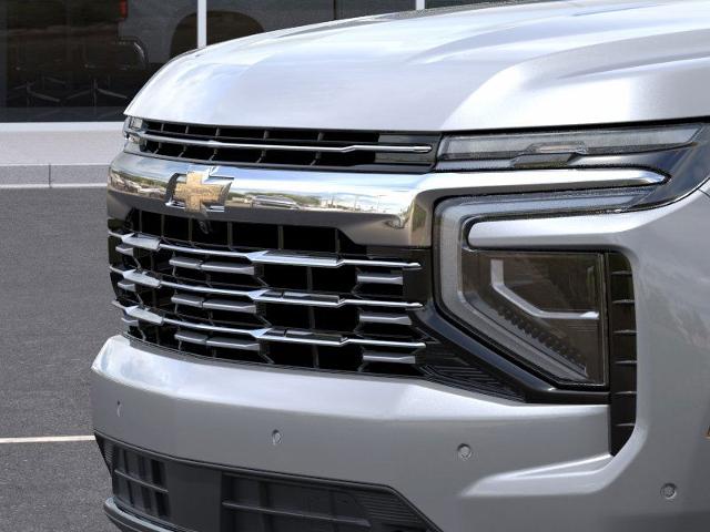 2025 Chevrolet Suburban Vehicle Photo in TOPEKA, KS 66609-0000