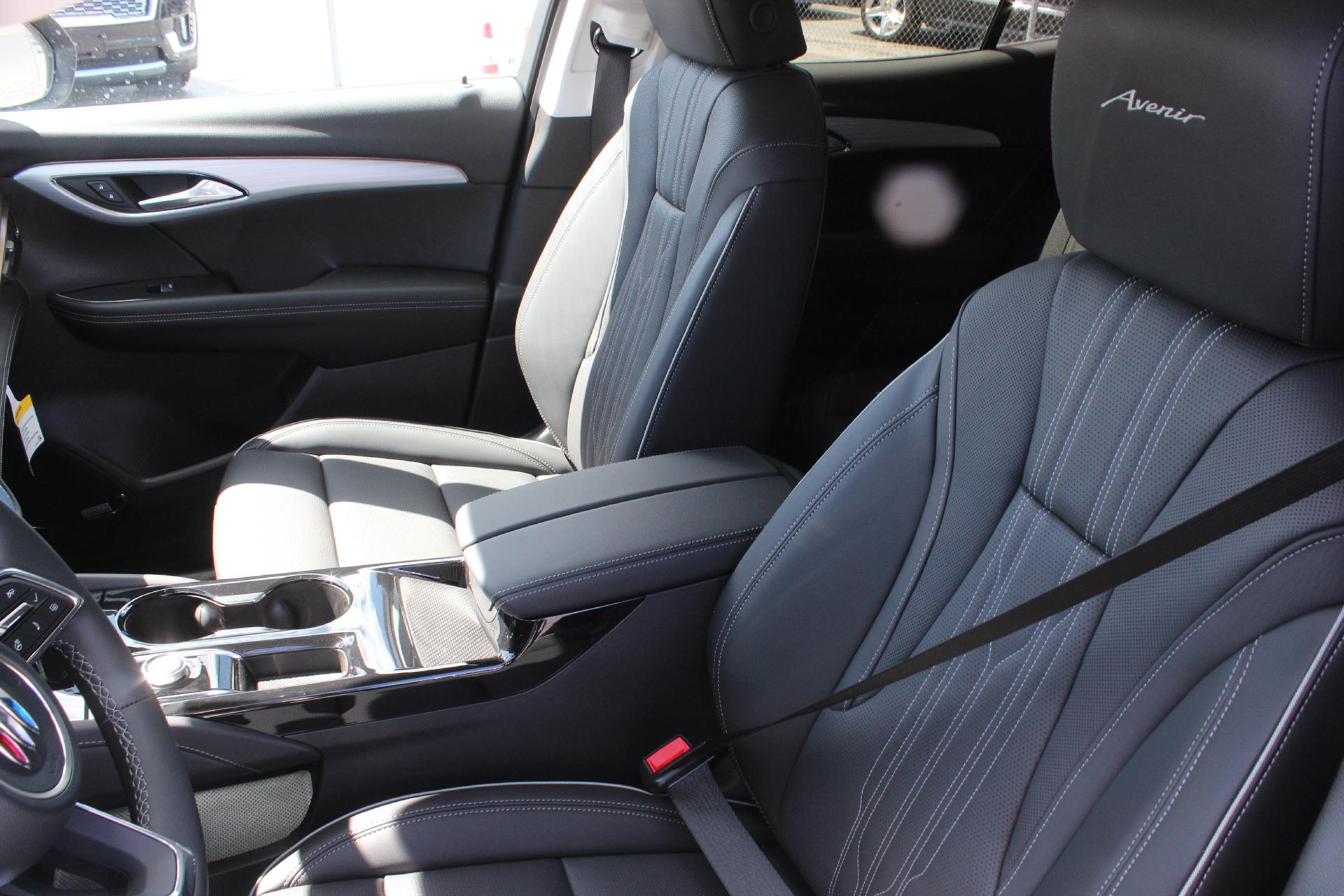 2025 Buick Envision Vehicle Photo in AURORA, CO 80012-4011
