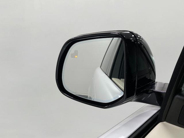 2024 Range Rover Vehicle Photo in Appleton, WI 54913