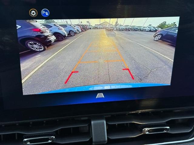 2026 Chevrolet Equinox Vehicle Photo in COLUMBIA, MO 65203-3903