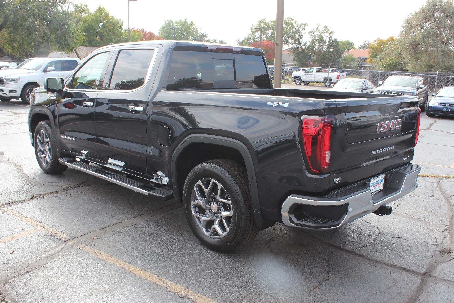 2026 GMC Sierra 1500 Vehicle Photo in AURORA, CO 80012-4011