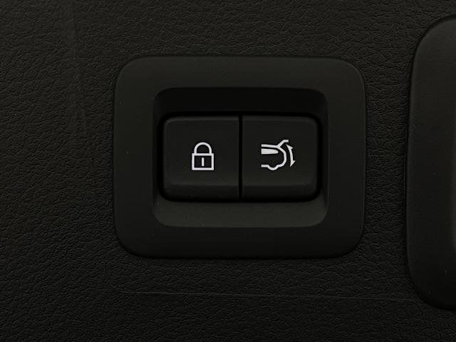 2025 Mazda CX-50 Vehicle Photo in Appleton, WI 54913